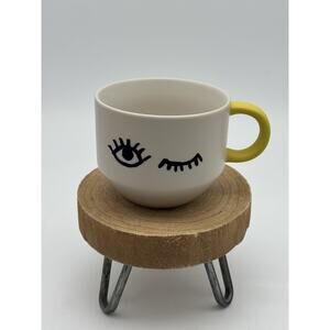 Starbucks 2017 Wink Hint Flirty Winking White Mug Cup Rubber Yellow Handle 12 oz